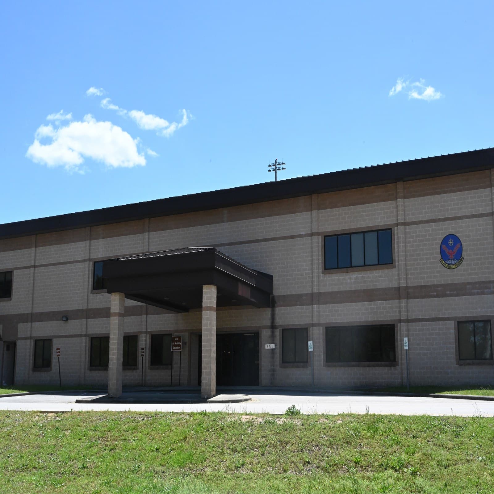 The 43d Air Mobility Squadron building at Pope Field, North Carolina.